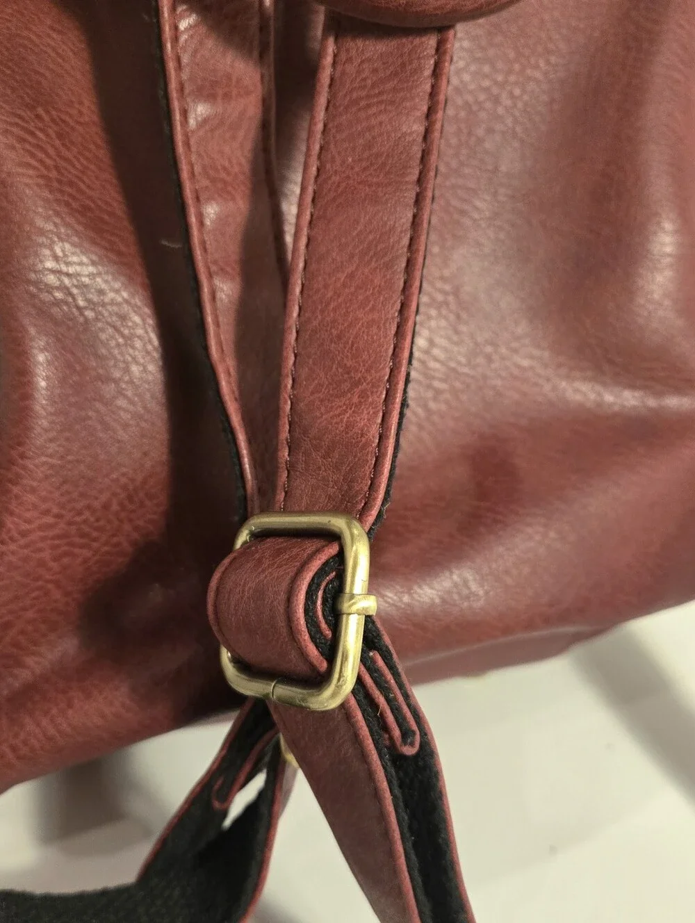 Harry Potter Hogwarts School Crest Maroon Faux Leather Backpack Bag Pockets NWOT